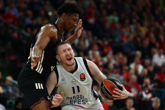 „Monaco“ Eurolygoje su devyniais žaidėjais paskutinę minutę palaužė autsaiderį „Anadolu Efes“