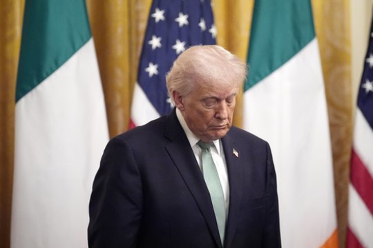 Po nuolatinio menkinimo ir patyčių – D. Trumpo prašymas: sąjungininkų entuziazmo nesulaukė