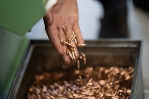 Giraitės ginkluotės, šovinių gamykla žengia į naują etapą: štai, kas keičiasi