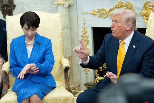 D. Trumpas smūgius Iranui prilygino išpuoliui prieš Perl Harborą: „Padarėme staigmeną“