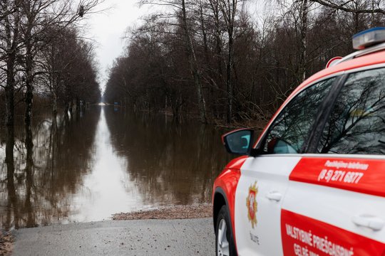 Dėl potvynio Lietuvoje – naujausia tarnybų žinia: gyventojams siunčia perspėjimą