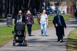 Savaitgalį – sinoptikų perspėjimas dėl temperatūrų kontrasto: kitą savaitę laukia pokyčiai