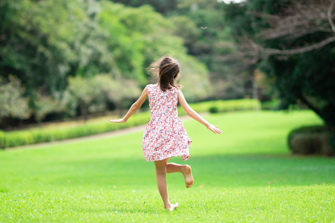 Po žiemos veja atrodo prastai? Padėti gali šis paprastas triukas