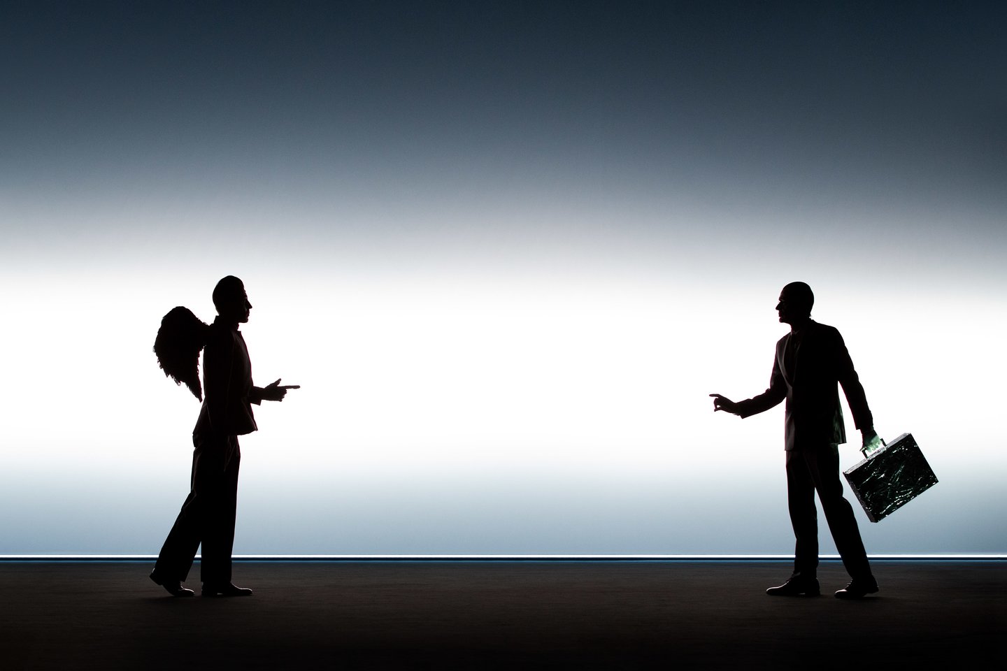 Kovo 20-sios vakarą Nacionaliniame Kauno dramos teatre įvyko išskirtinė premjera – legendinio režisieriaus Roberto Wilsono spektaklis „Septynios vienatvės“, sukurtas pagal Lietuvoje gimusio prancūzų rašytojo Oskaro Milašiaus tekstus.<br>Lucie Jansch nuotr.