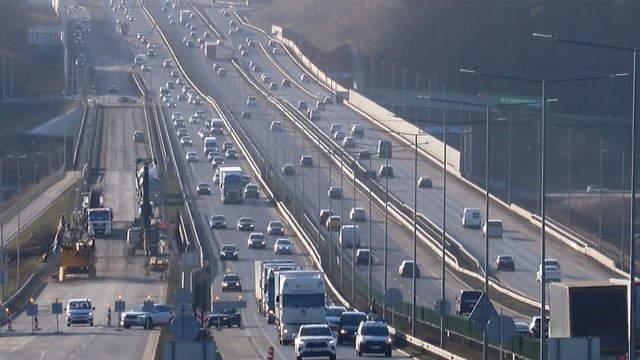 Sostinėje startuoja Gariūnų viaduko remontas: vairuotojams siūlomi alternatyvūs keliai