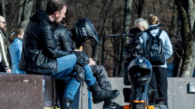 Sinoptikai praneša, kokių orų sulauksime: saulė rodysis vis rečiau