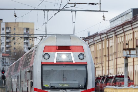 Keliaujantiems per Velykas – dovanėlė: traukinių bilietai pigs kone perpus