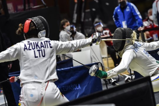 Lietuvos fechtuotojų sėkmė: medaliai Daugpilyje ir ketvirtfinalis Vroclave