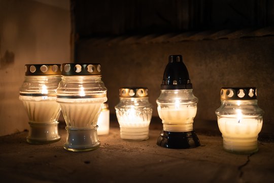 Seimas linkęs leisti savivaldybėms nustatyti vienkartinę rinkliavą už kolumbariumus