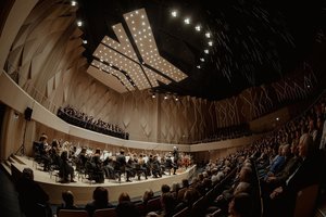 LVSO koncertų salės scenoje – monumentalus F. Mendelssohno šedevras „Šlovinimo giesmė“