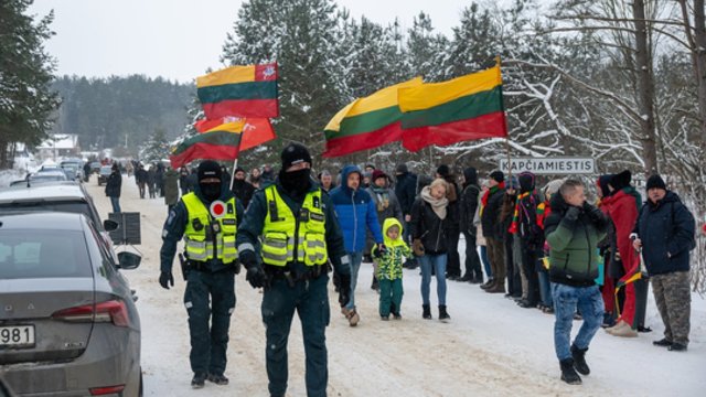 Kapčiamiesčio poligono projektas įveikė pirmąjį etapą Seime: gyventojai nerimauja dėl vieno