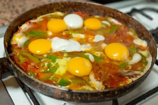 Kas nutinka jūsų cholesteroliui, jei kasdien valgote kiaušinius: pasakė visą tiesą