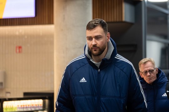 Vaidmens netekęs D. Motiejūnas – paliktas Serbijoje