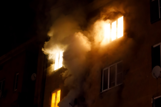 Pernai daugiabučiuose namuose kilo 535 gaisrai – žuvo 15 žmonių