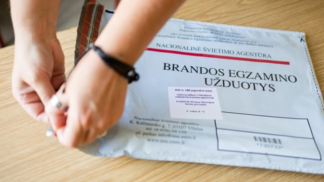Prie brandos egzaminų pridėti 10 balų reikšmingos pagalbos nesuteikė: reikėtų keisti sistemą
