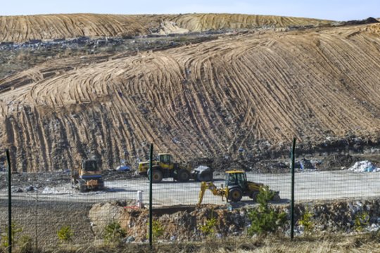 Elektrėnų kraštą užnuodijo sąvartyno kvapai – kaimuose normos viršytos jau 11 kartų 