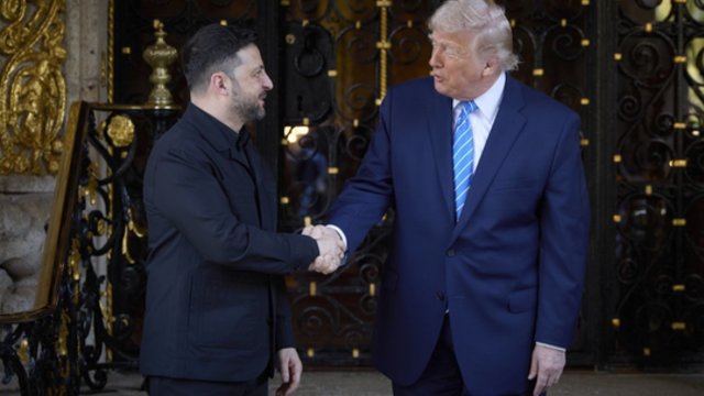 V. Zelenskis atskleidė, ko už saugumo garantijas reikalauja D. Trumpas: strategija akivaizdi