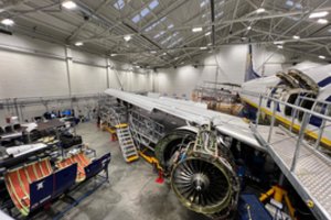 200 darbuotojų ieškanti „Ryanair“ skelbia, kokią algą žada mokėti neturintiems jokios patirties