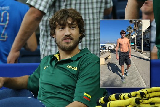 Simas Jasaitis minėjo ypatingą progą: pademonstravo įspūdingas kūno formas