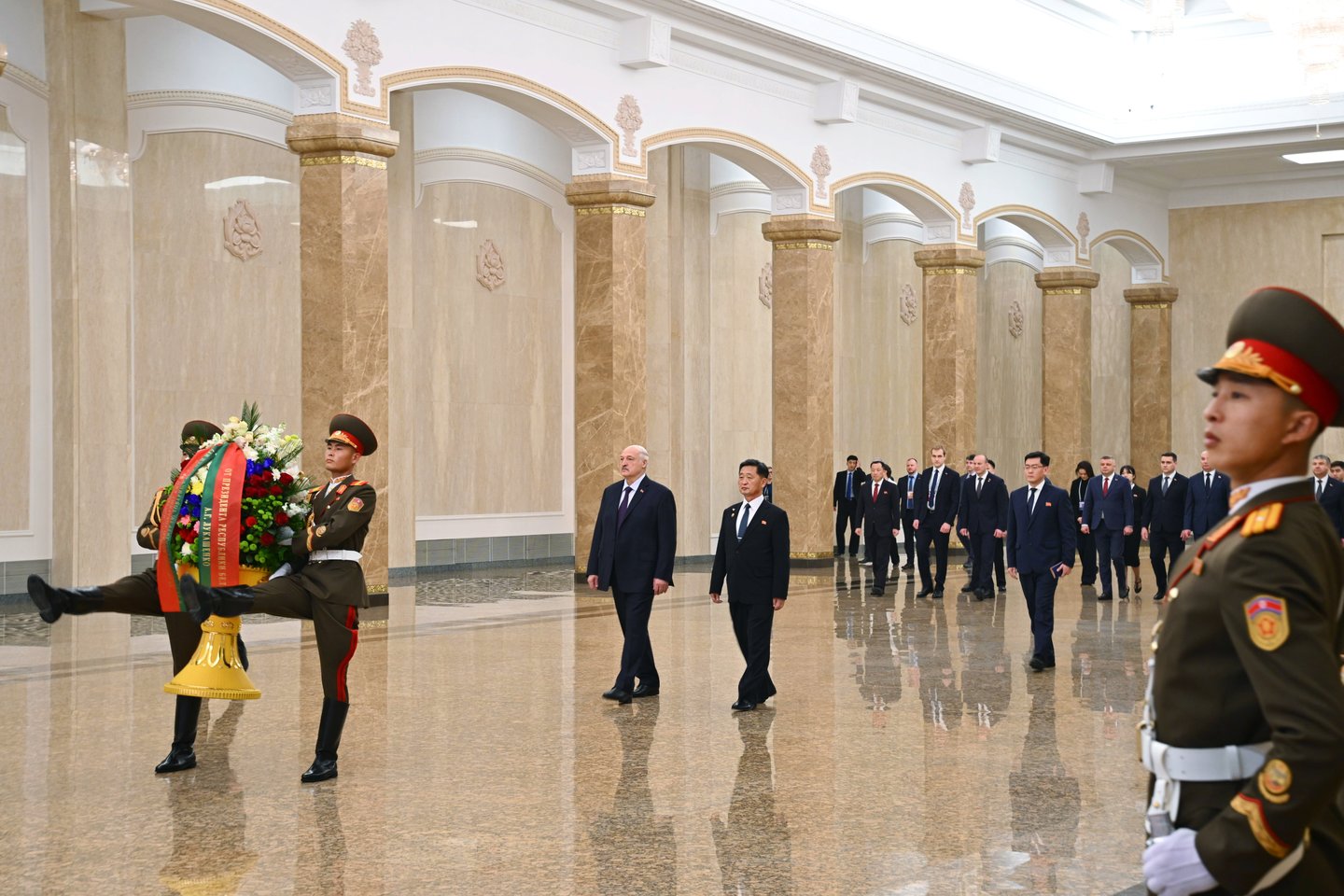 Kim Jong Uno ir A. Lukašenkos susitikimas.<br>EPA/ELTA nuotr.