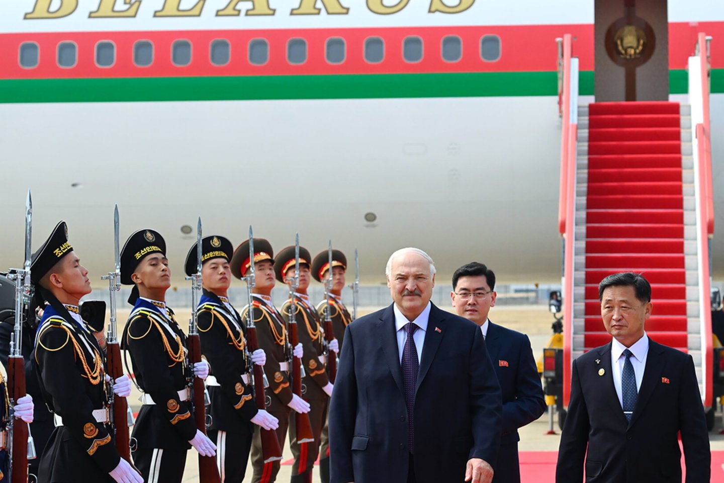 Kim Jong Uno ir A. Lukašenkos susitikimas.<br>EPA/ELTA nuotr.