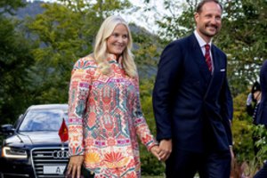 Šokiruojanti krizė rūmuose: sunkiai serganti Norvegijos princesė galimai netenka ir vyro meilės