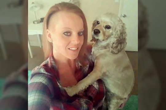 Neeilinė draugystė: moteris apsimetinėjo mirtina ligone, o draugė „padėjo“ iš tiesų numirti