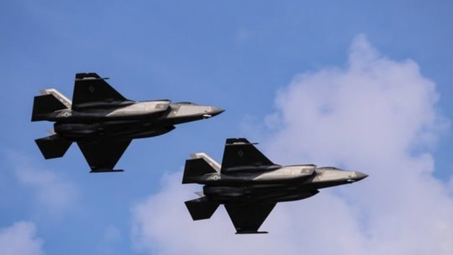 Kiauras dangus – kodėl dronai skrenda ir krenta laisvai?