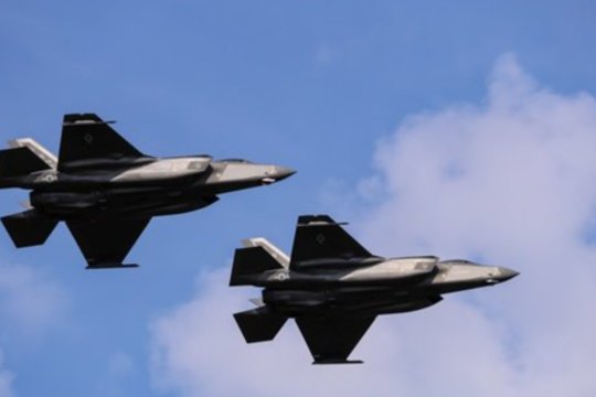 Kiauras dangus – kodėl dronai skrenda ir krenta laisvai?