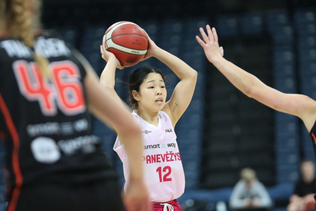 Katastrofą išgyvenantis moterų krepšinio klubas gelbėjamas – žadamos algos, žaidėjos nebus nelegalės