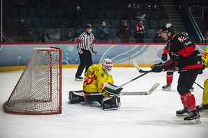 Lietuvos ledo ritulio čempionate – įspūdingas sugrįžimas ir lemiamos rungtynės