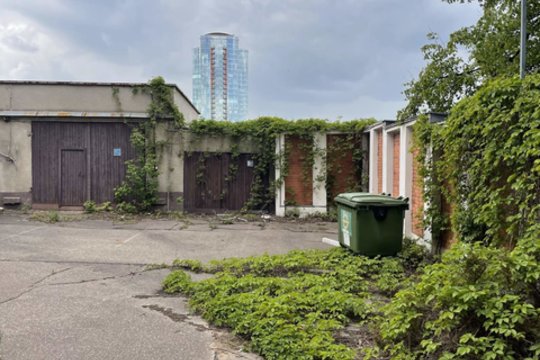 Vilniaus centre parduodamas išskirtinis pastatas su žemės sklypu: kaina atima žadą