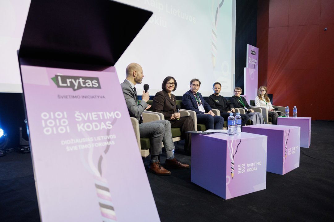 Siekiant tikslo „švietimas numeris vienas“ – ministrės raginimas: turime neslėpti savo pasiekimų