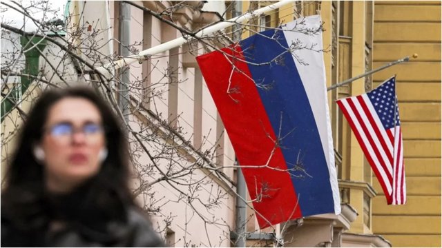Pirmą kartą nuo invazijos pradžios: į JAV atvyko rusų parlamentarai, tarp kurių ir V. Molotovo anūkas