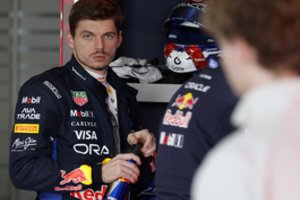 „Formulės 1“ žvaigždė išvijo žurnalistą iš spaudos konferencijos