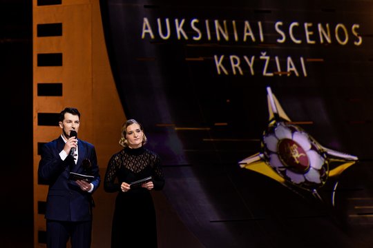 „Auksiniuose scenos kryžiuose“ – netikėtas akibrokštas: S. Storpirščio atskleista istorija privertė aiktelėti