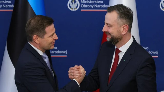 Lenkija ir Estija pasirašė susitarimą dėl oro gynybos sistemų gaminimo: svarbių detalių šalys neatskleidžia