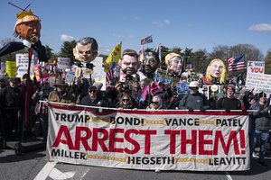 JAV nuvilnijo trečia „Karaliams – ne“ protestų prieš D. Trumpą banga