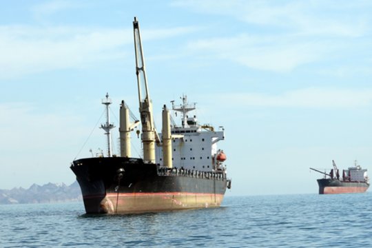 Iranas ketina dar labiau pasipelnyti iš Hormūzo sąsiaurio: kalba apie naują režimą po karo 