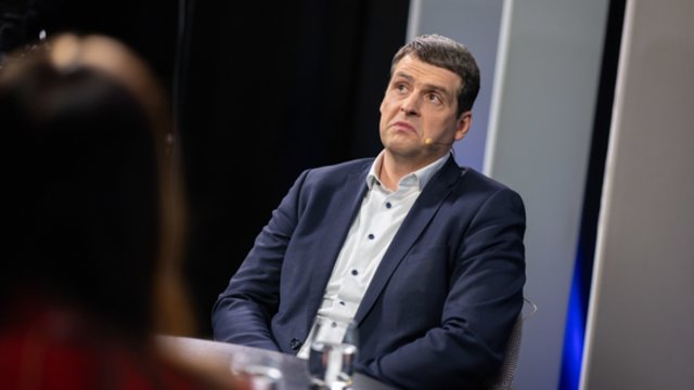 R. Žemaitaitis palaiko baltarusiškų trąšų tranzito atnaujinimą: tuos pinigus galėtume investuoti į gynybą
