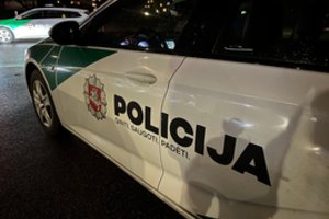 Vilniuje sulaikant vyrą sužaloti policijos pareigūnai