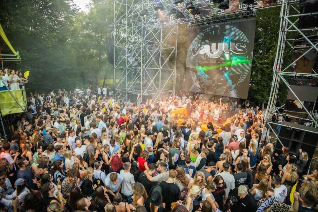 Dienos šokiai pajūryje: skelbiama apie 12 valandų vakarėlį Palangoje