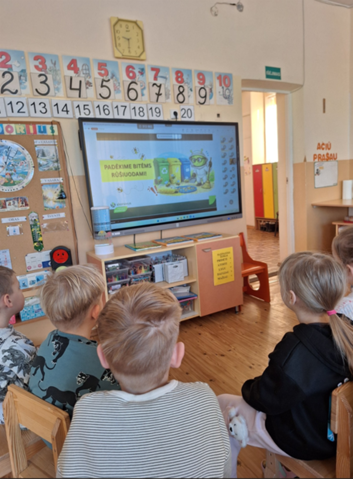 Kupiškio vaikų lopšelio-darželio Obelėlė vaikai dalyvauja edukacijoje<br> Pranešimo žiniasklaidai nuotr.