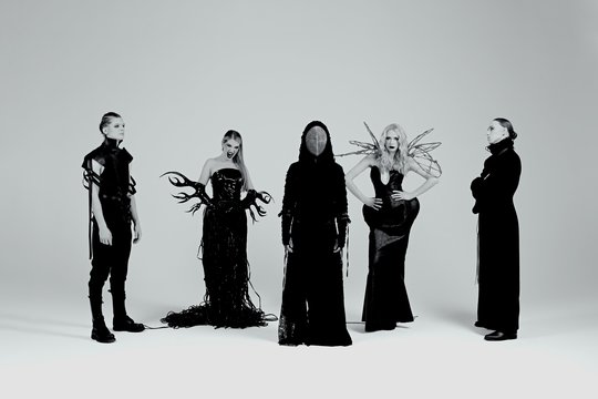 M.A.M.A. pasirodžiusi modernaus metalo grupė „Black Spikes“ skelbia apie koncertą Vilniuje