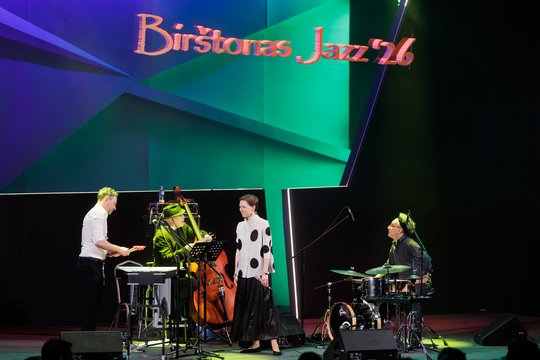 Birštono džiazo festivalis su publika atsisveikino svarbia žinia: laukti liko nedaug – tik 700 dienų