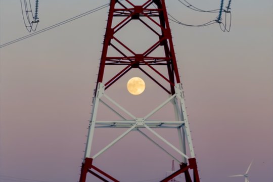 LEA: per savaitę Lietuvoje mažėjo elektros ir biokuro kainos