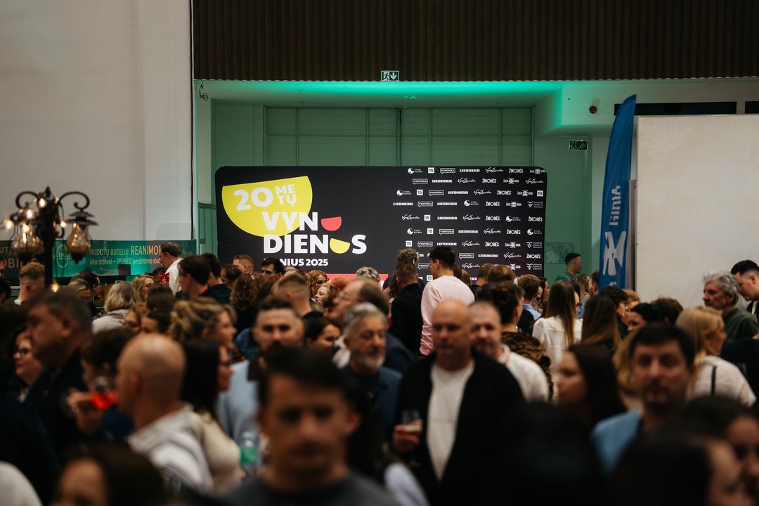 Vynininkų ir automobilininkų parodos vienijasi – siūlo išbandyti šūkį „Ragauk ir vairuok“