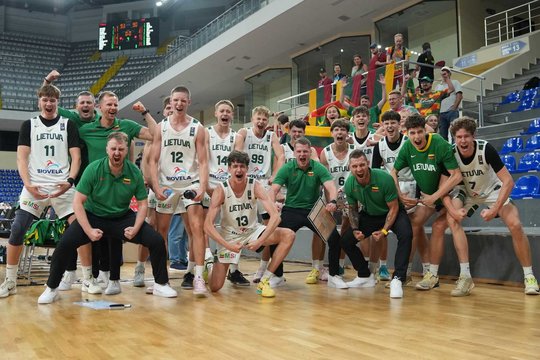 U17 Lietuvos rinktinės treneris T. Tarasevičius – apie Europos sidabrą ir laukiančią pasaulio taurę