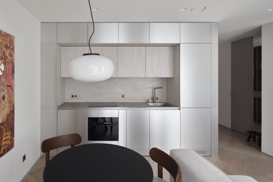 Vos 40 kv. metrų, bet butas atrodo dvigubai didesnis: įspūdingi sprendimai 