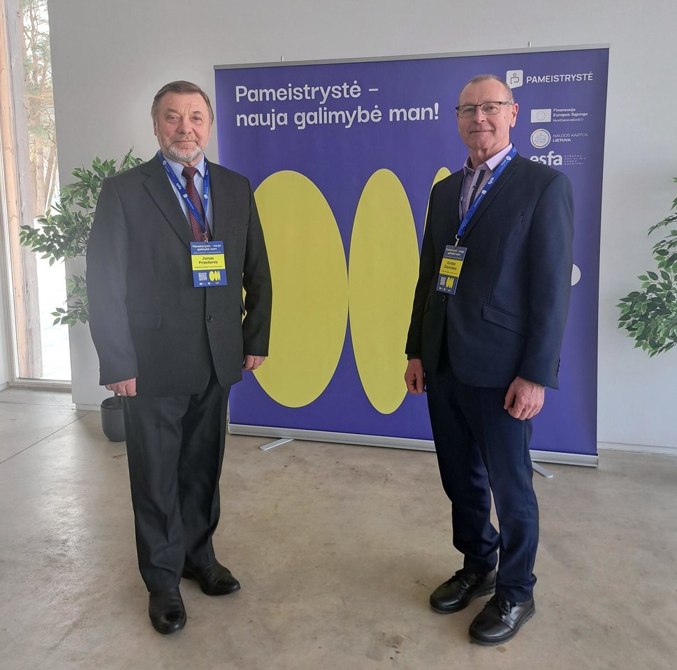 Radviliškio technologijų ir verslo mokymo centras.